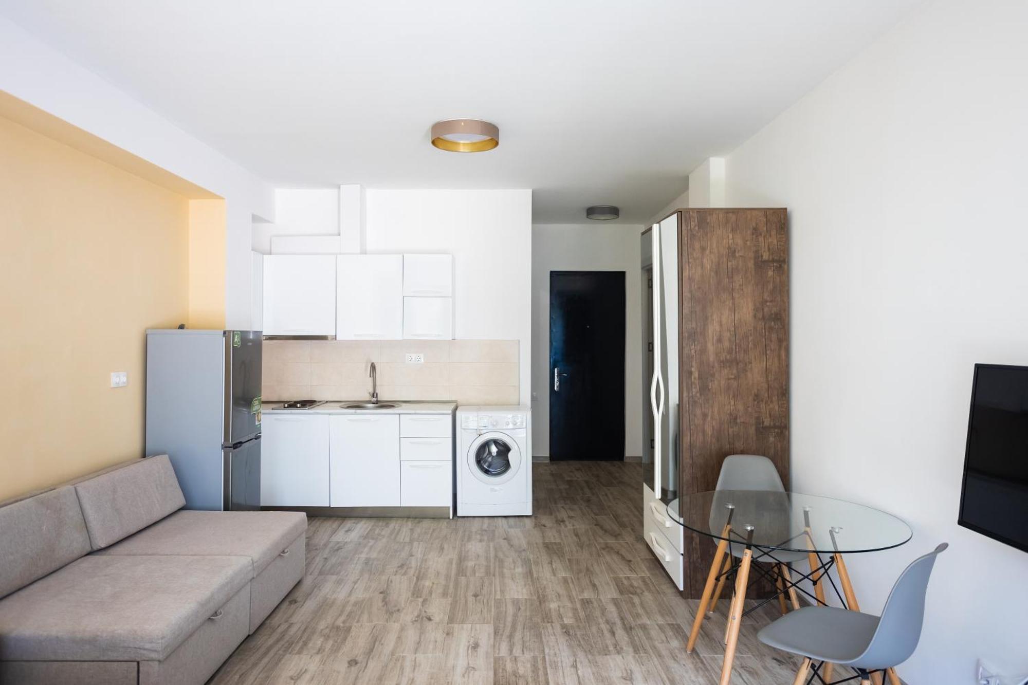 Hotel Bratislava Shekhvetili Ngoại thất bức ảnh