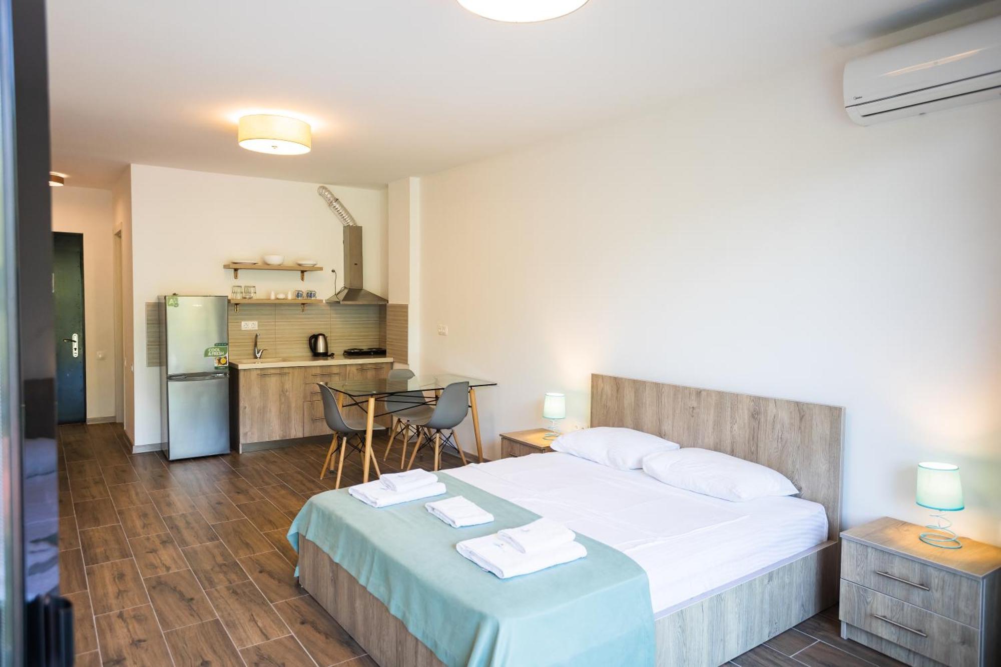 Hotel Bratislava Shekhvetili Ngoại thất bức ảnh