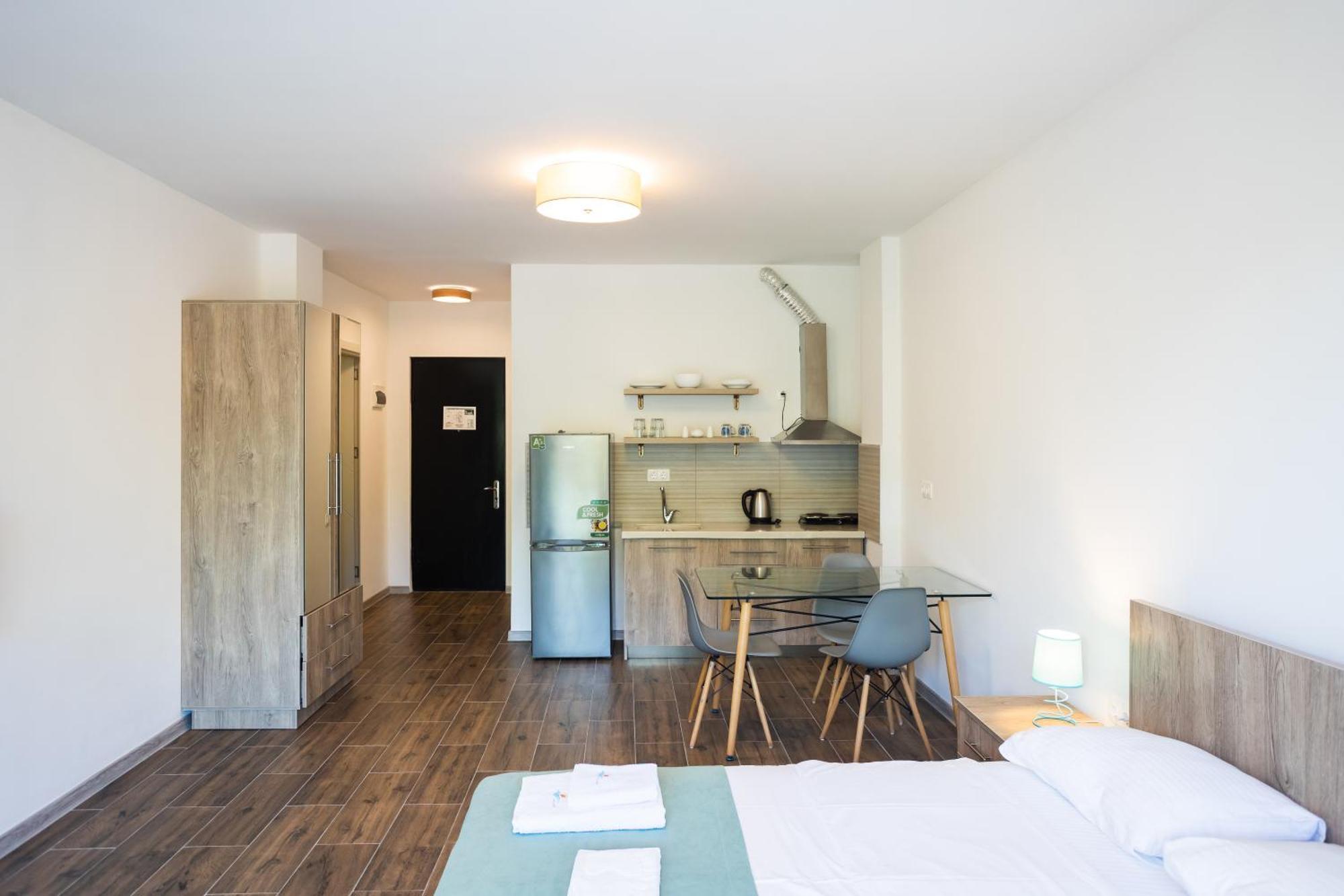 Hotel Bratislava Shekhvetili Ngoại thất bức ảnh
