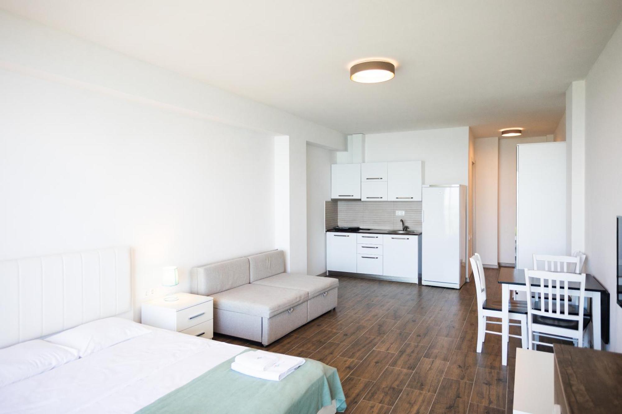 Hotel Bratislava Shekhvetili Ngoại thất bức ảnh