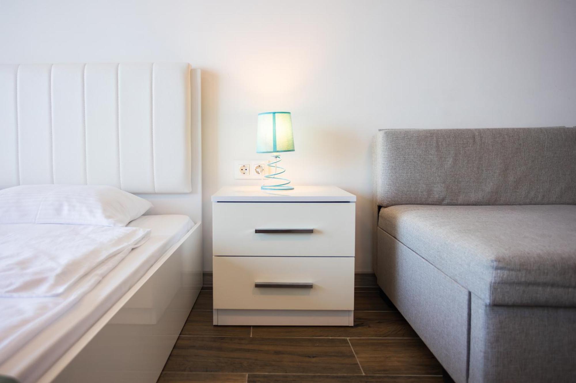 Hotel Bratislava Shekhvetili Ngoại thất bức ảnh