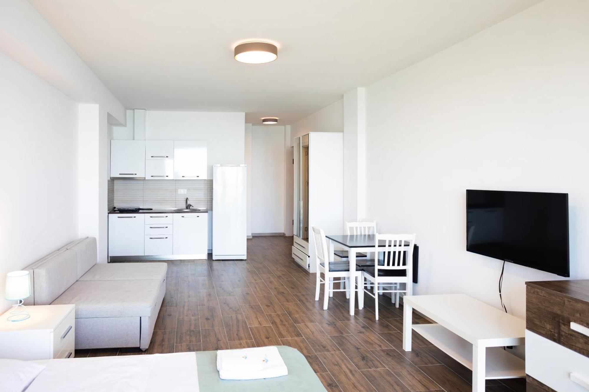Hotel Bratislava Shekhvetili Ngoại thất bức ảnh
